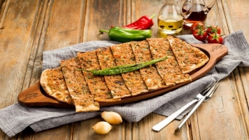 Kıymalı Pide